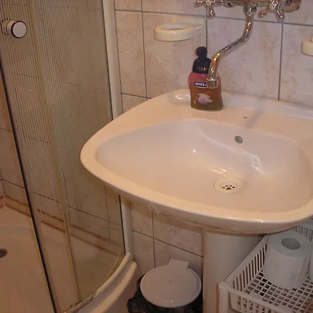 בית אירוח Stara Breza 1